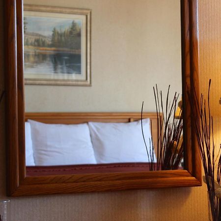 Regency Inn Richmond Dumbarton Ruang foto